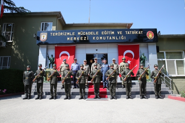 Orgeneral Akar: Terörle mücadelemiz aralıksız devam edecek